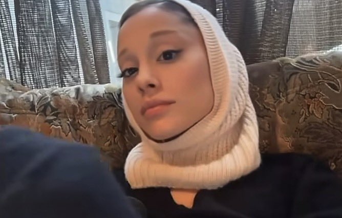 cxntiana's tweet photo. hijabiana <3 https://t.co/CvN1XBtG3C