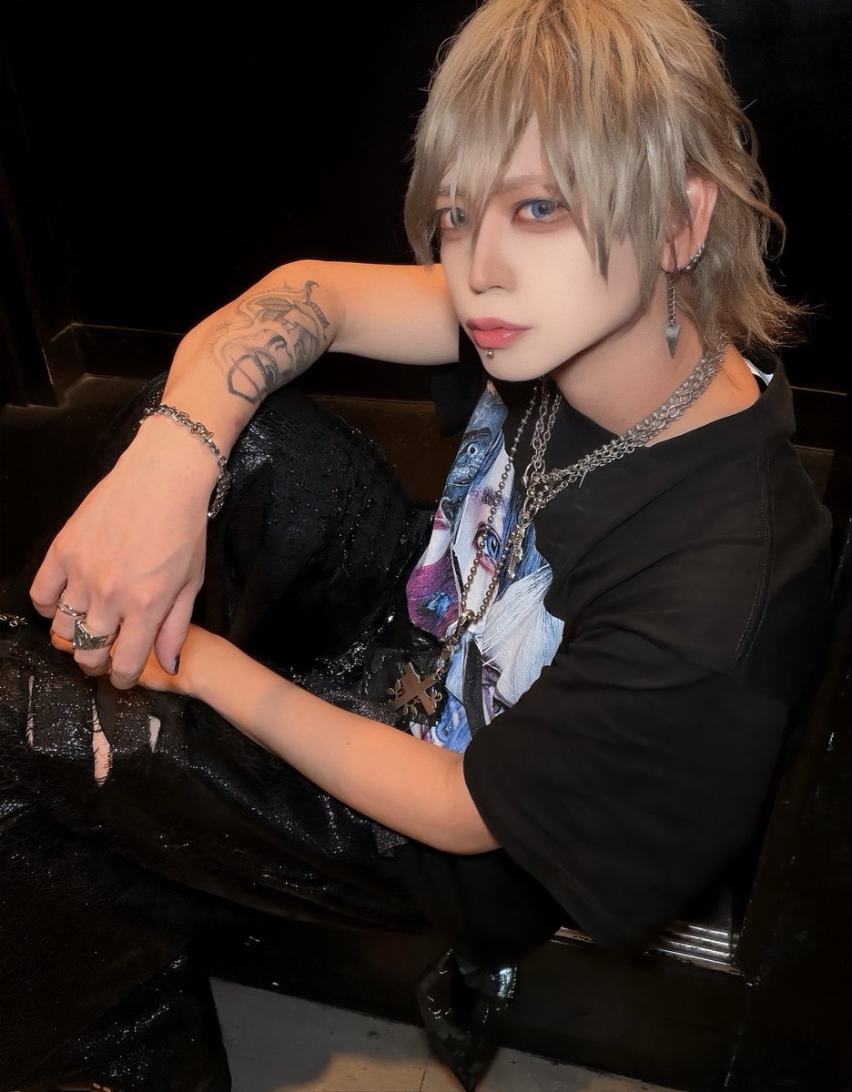 Jekyll_Vocal's tweet photo. ハーフアップでした💯 https://t.co/fubdBTchr5
