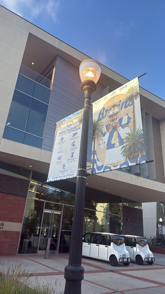 vavreck's tweet photo. It’s a great day to attend @UCLAFootball @UCLA Football’s team meeting and practice! Go Bruins! Thanks for including faculty in your elite talents! https://t.co/Uctxk2gG5b