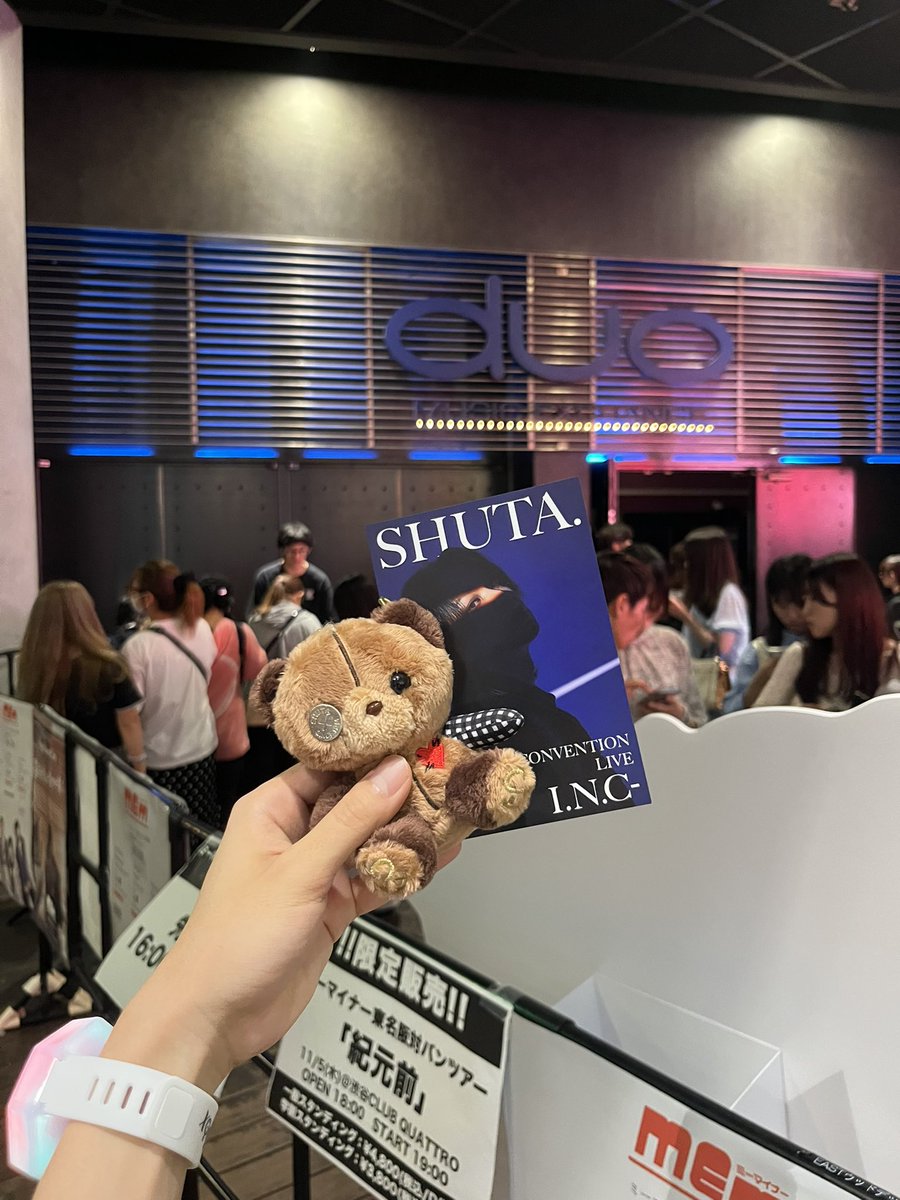 m16___aaass_ku's tweet photo. 定時ダッシュしてギリギリ！
あなたの音楽が好きです。

#SHUTA https://t.co/ePC6B7FS8a