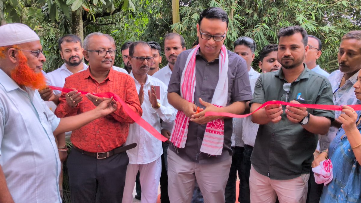 JJMBarpeta's tweet photo. Jal Arpan Divas organised at Betbari Gaon PWSS by the Hon'ble MLA, Pakabetbari LAC
#JalArpan 
#JalJeevanMission 
#HarGharJal
@dcbarpeta_ 
@KPaulAssam 
@JJM_Assam 
@jaljeevan_ https://t.co/brI4iVEllI
