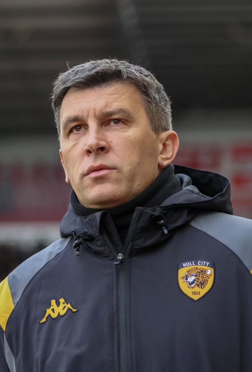 Utdtruthful's tweet photo. 🚨🗣️ Sergej Jakirović asked if he would return to Dinamo Zagreb to coach:

“Me? I’m looking TOWARDS Manchester United, haha! Never say never. I’m looking to reach the BIGGEST clubs here.” #MUFC [RTL Dana, @Sport_Witness] https://t.co/YVmleyrU1W