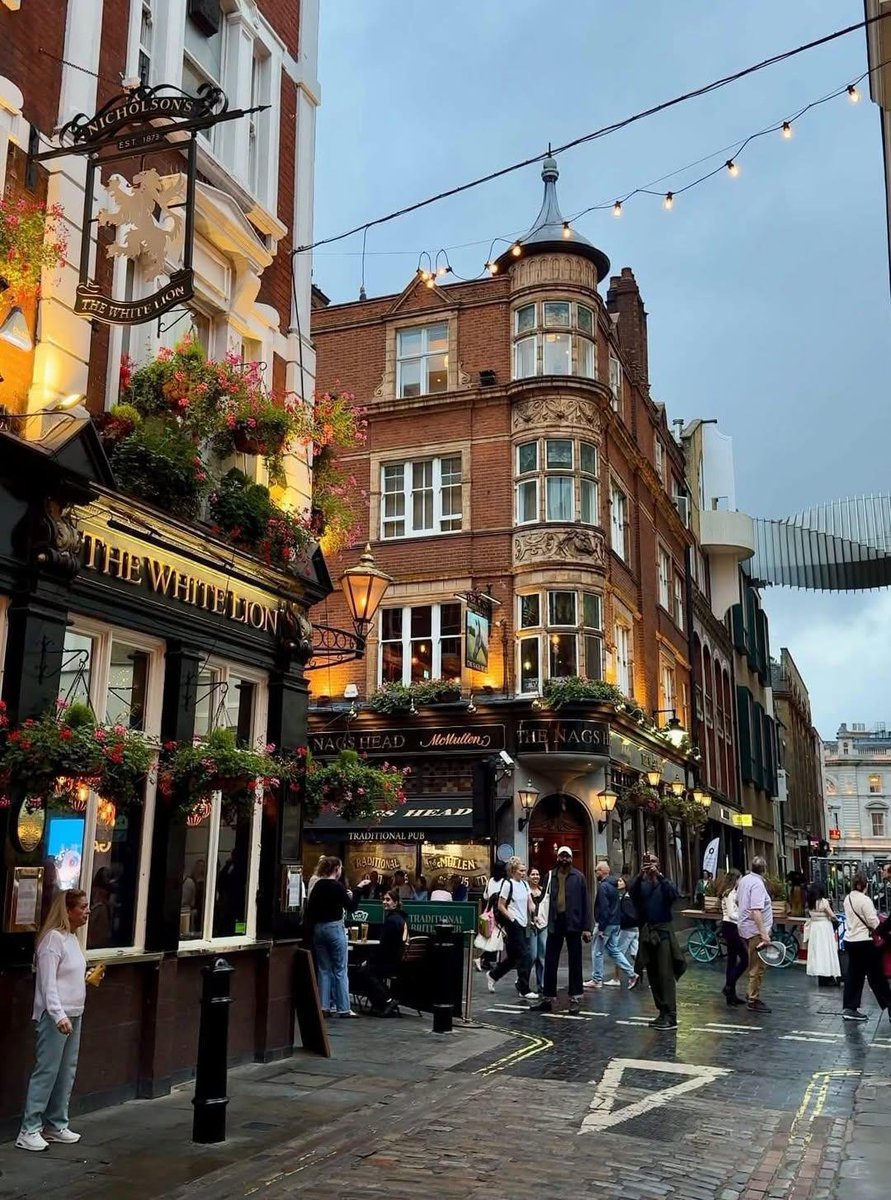 InFiniteH0riZ0n's tweet photo. London, UK https://t.co/id0MabewLE