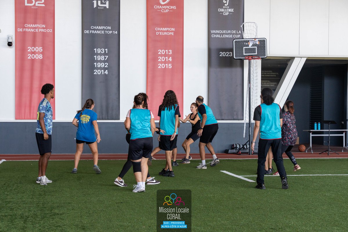 mlcorail's tweet photo. Une journée au cœur du RCT !

🏉Sport &amp; esprit collectif
🥗Nutrition &amp; bien-être
💼Préparation aux entretiens

Les Missions Locales du territoire, accompagnées par TPM, ont proposé aux jeunes une journée mêlant sport, bien-être et insertion professionnelle. https://t.co/GVFMacPJqc