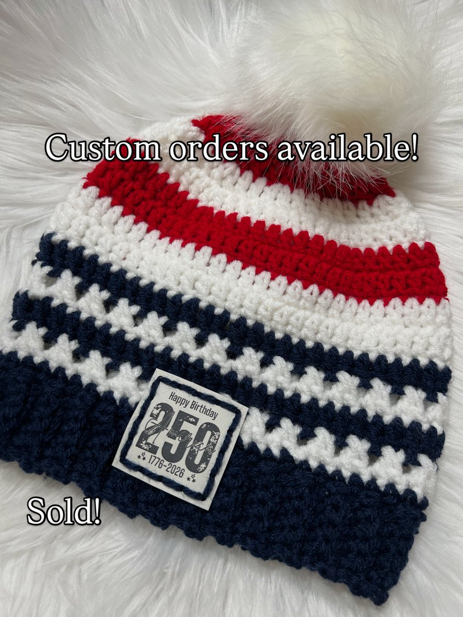 KimberHarafdg's tweet photo. Happy Fourth of July! Fun fact: New Hampshire was the first colony to vote for independence. From blankets to hats, I’m celebrating the USA’s 250th birthday! How are you celebrating this weekend? See how Knot Perfect Designs Co. and The Yummy Soap https://t.co/AvW96YxQSu