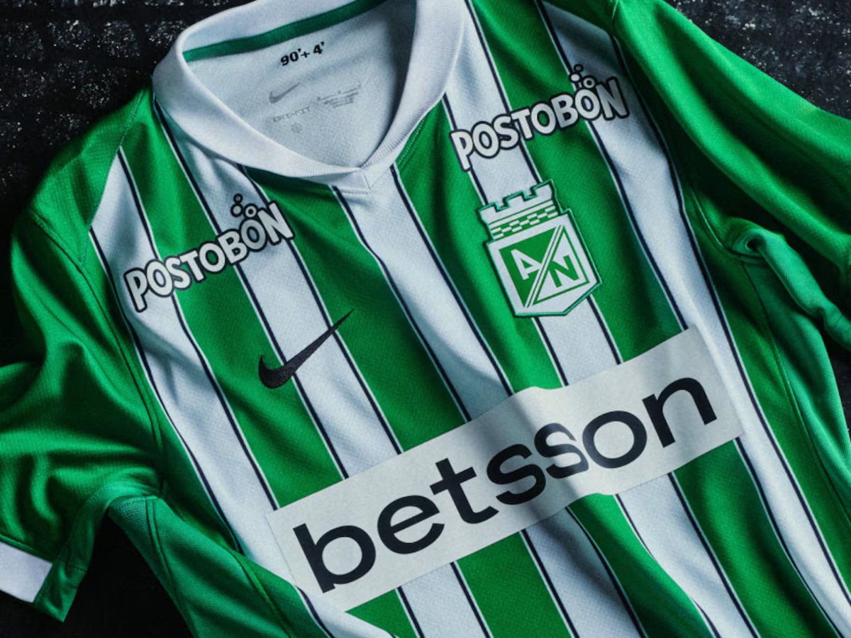 NotMeRafa's tweet photo. 🚨 Ojo con esto: Atlético Nacional tendría su propia marca de ropa para vestir al equipo en 2027

Si también va en la camiseta de juego, no sería solo quitar el logo de Nike y poner otro

Sería cambiar por completo el negocio 🧵 https://t.co/bHfTgfuTtp