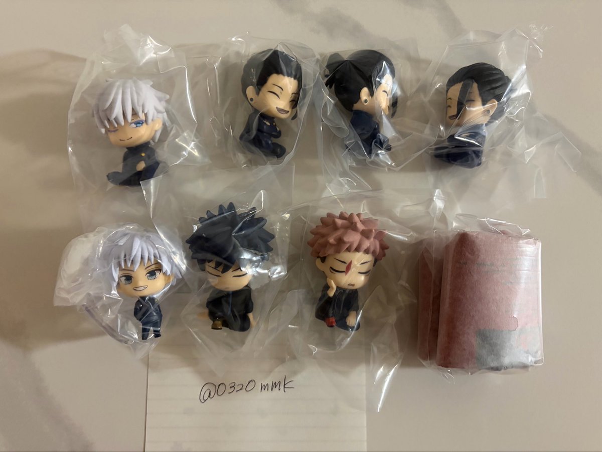 0320mmk's tweet photo. 【交換】呪術廻戦　5周年　5th anniversary 肩ズンFig. 参　フィギュアコレクション　ポーチでらっくす

譲　⭐︎五条　夏油　＊伏黒　虎杖

求　同種乙骨

⭐︎は＊含む纏めてのお取引のみ
全て決め切りたい為、お返事にお時間頂く場合がございます

ポーチは2枚目参照

検索からもお声がけください🙇‍♀️ https://t.co/t4VJWSHypw