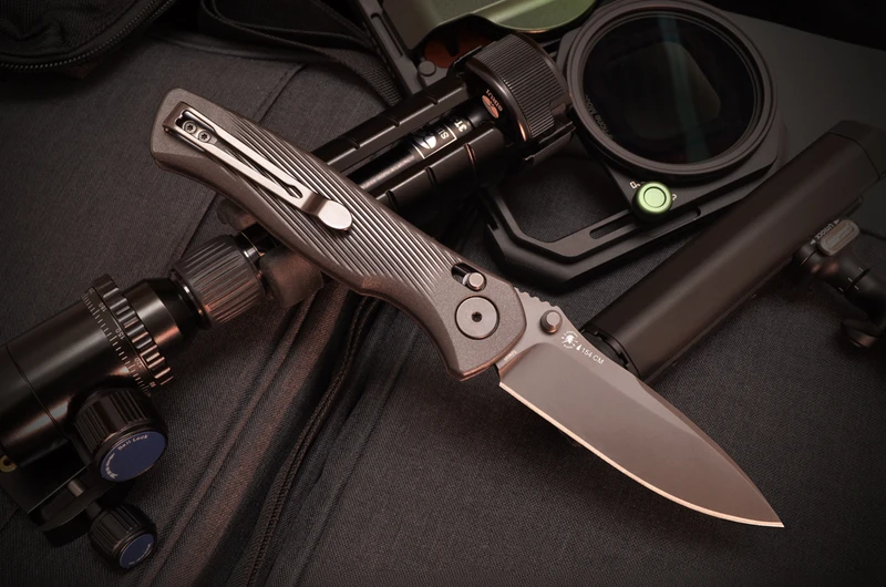 SpartanBlade1's tweet photo. The Eleos Cross Bar Lock Folder https://t.co/QRqobGdLzt