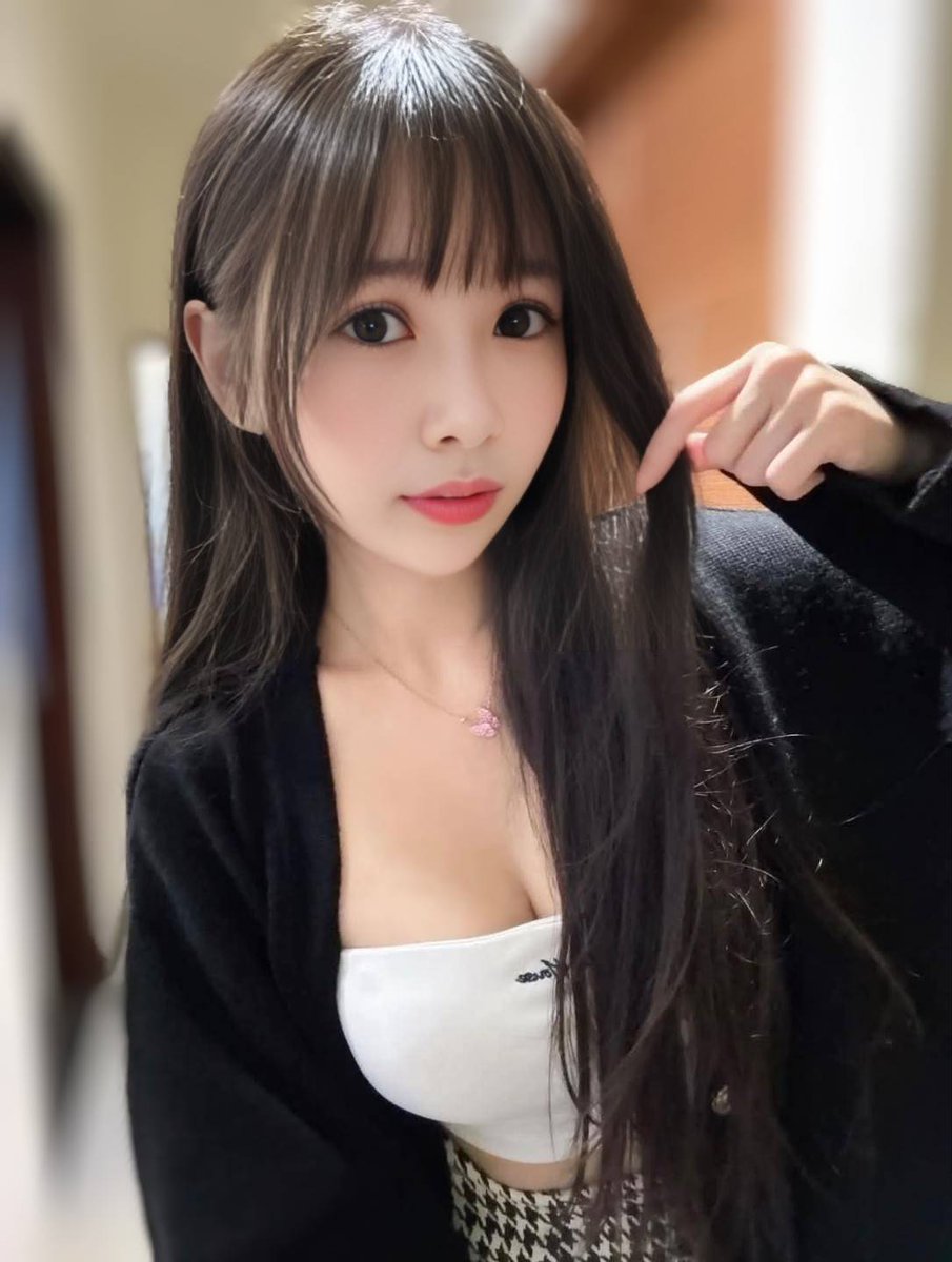 XiaoMei21813's tweet photo. 早安啊
おはよう☀️😉
星期五了
大家要元氣滿滿喔💪 https://t.co/TM5MSxgdSi