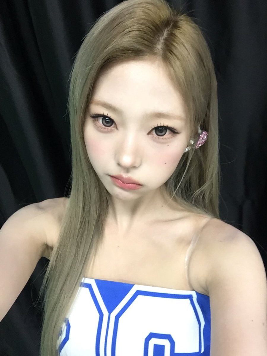 stellaspic's tweet photo. weverse update ♡ #stella https://t.co/Z5L5gGXJkx
