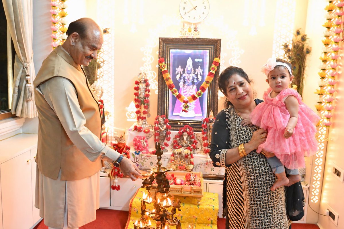 ombirlakota's tweet photo. माननीय प्रधानमंत्री श्री नरेन्द्र मोदी जी के स्वस्थ एवं दीर्घायु जीवन की कामना।

@narendramodi https://t.co/bde71XjGE9