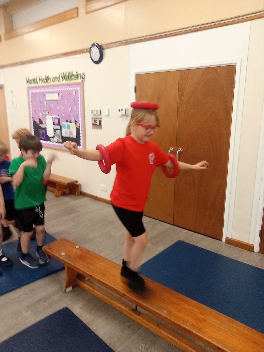 Class3Highpri's tweet photo. We've been practising our balancing skills in #highfieldsPE through a variety of challenges. Some were tricky but we showed great resilience! https://t.co/Et8VOlV3MB