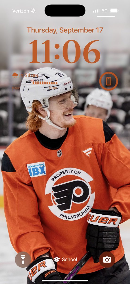 hockey_enby's tweet photo. i’ve had my lock screen since the pic dropped and my home screen i took at my first ever flyers game :3 https://t.co/4dmWK7FONO