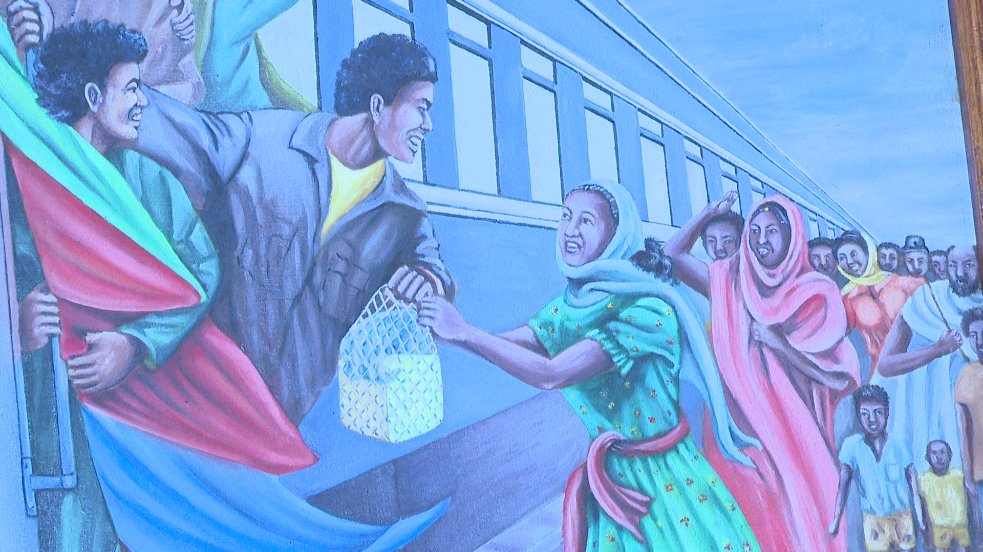 hawelti's tweet photo. Commemoration of Golden Jubilee of Revolution School kicked off today at Asmara's Central Region Hall with Photo Exhibition.  

FM Osman Saleh opened the event that featured, among other items, a collection of over 260 photographs that depicted various aspects of the Revolution School, and over 50 paintings/cartoons drawn by students of the School during the liberation struggle.