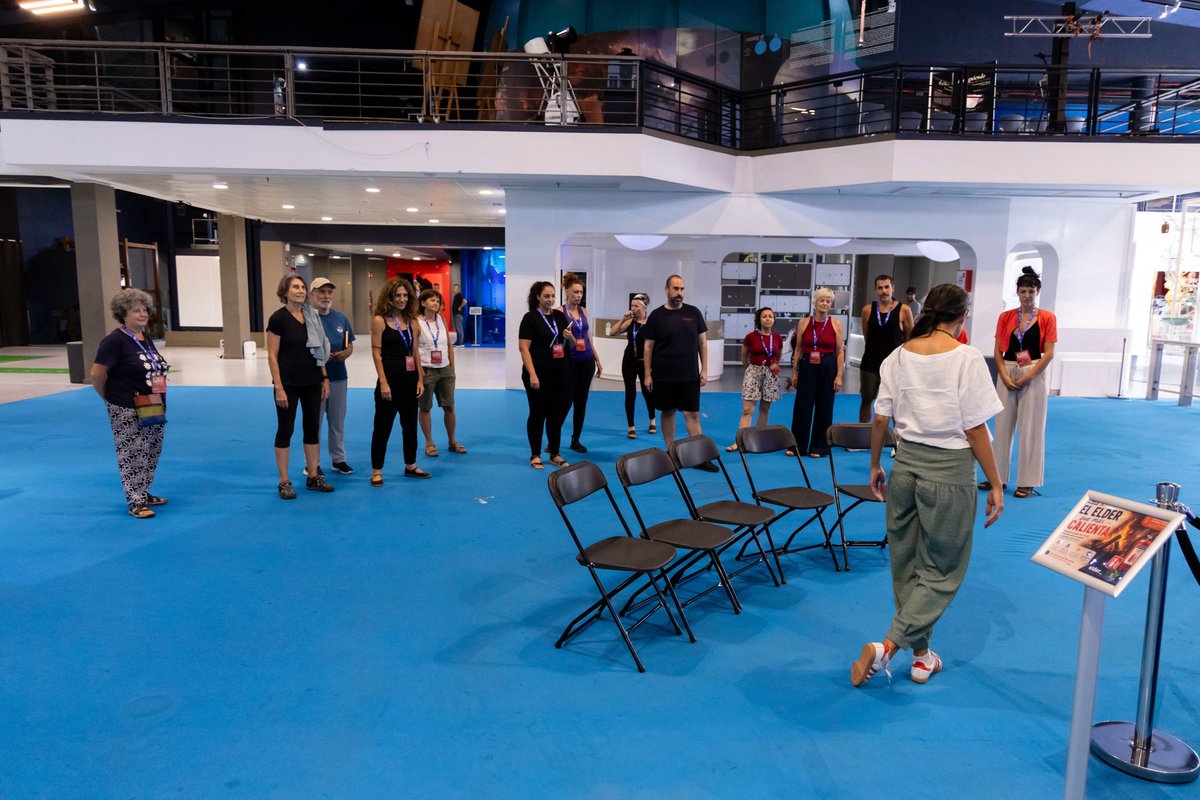 museoelder's tweet photo. En el marco del "TE MUDAS FEST" el Festival Internacional de Música, Teatro y Danza se ha compartido en el museo, un espacio de juego y exploración escénica junto a Alberto Velasco, actor y creador imprescindible de la escena española. 

✅  https://t.co/NbbvyQ6iRM 

#30temudas https://t.co/8p0Q9r7cLS