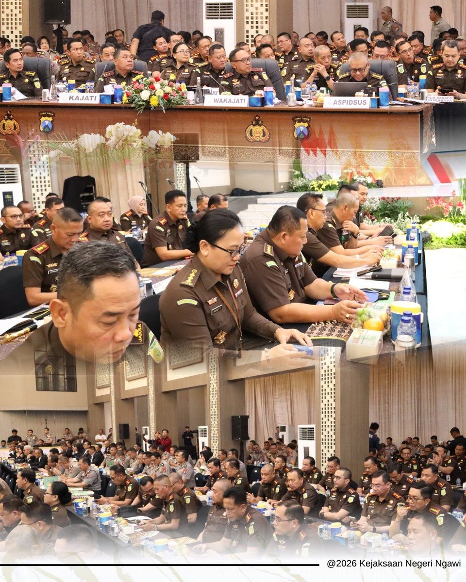 Kejaringawi's tweet photo. Kamis, 17 September 2026

Kepala Kejaksaan Negeri Ngawi, Bapak B. Hermanto, S.H., M.H., menghadiri Kegiatan Kunjungan Kerja Spesifik Komisi III DPR RI di Jawa Timur yang berlangsung di Gedung Mahameru Mapolda Jatim, Surabaya. https://t.co/oLxmr9XL9Y