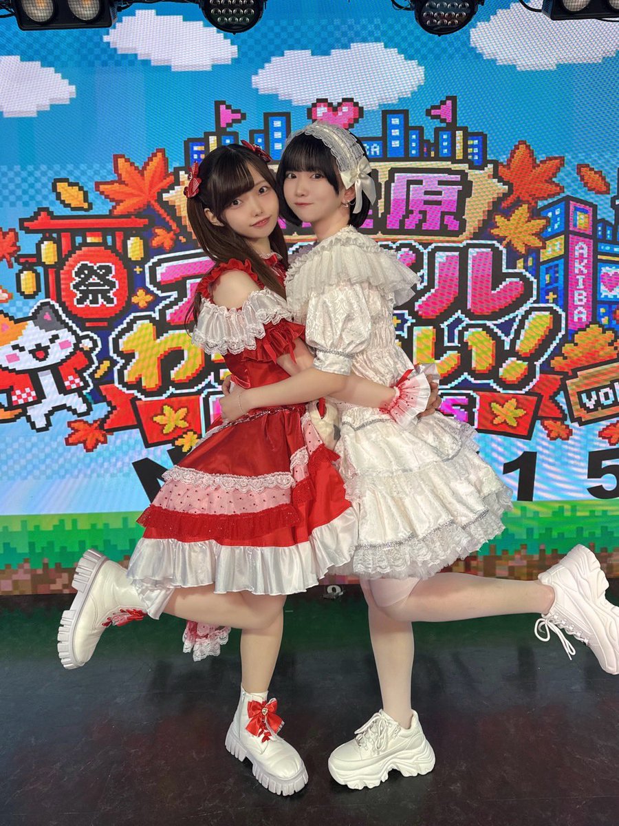 HoLoHaLo_info's tweet photo. みなさんこんばんは🌙
HoLo!HaLo!の赤色担当、ななみんこと奈波芽生です❤️

本日は秋葉原Venusさんにて『秋葉原アイドルわっしょい！Returns vol.12』ありがとうございました！✨

これから毎月第三木曜日は、ホロハロでわっしょい出演させて頂く予定です！来月もよろしくお願いします！🫶

次回のライブは、9月20日(日)GOTANDA G+さんにて『～こえのおしごとをしてるお姉さんは好きですか？座って聴ける！～
「こえすきLive！残暑お見舞い申し上げます。」 』！✨

是非会いに来てください！お待ちしてます🪄✨

#HoLoHaLo #ホロハロ