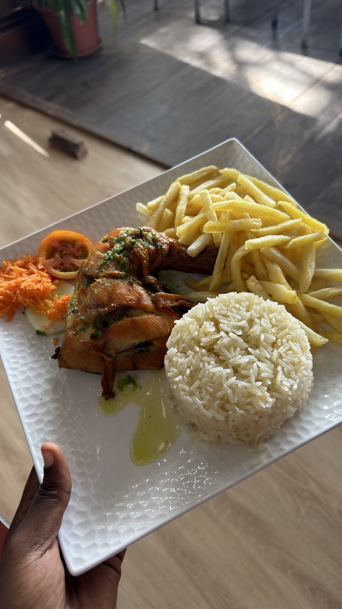 chefabbys's tweet photo. Cabo verde is the first African country I've visited that does not take PEPPER at all. They serve their rice with no sauce, no pepper. You can eat the rice with ketchup 🇨🇻 https://t.co/RA7WNTs51a