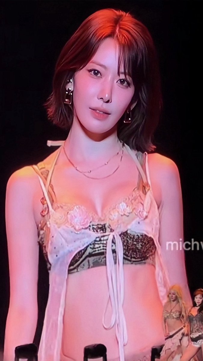 acervosaki's tweet photo. MIYAWAKI SAKURA https://t.co/d5mQ9nSLHu