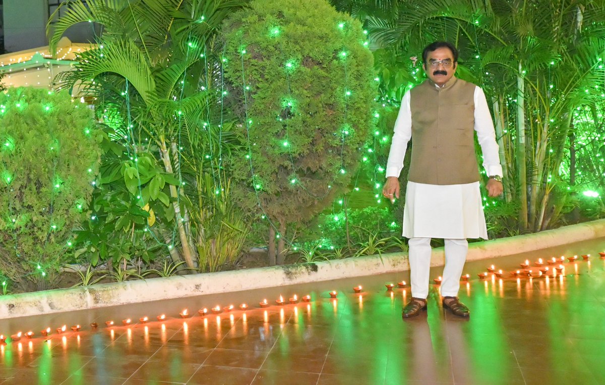 MPRakeshSingh's tweet photo. यशस्वी प्रधानमंत्री श्री @narendramodi जी के जन्मदिवस एवं जनसेवा के 25 वर्ष पूर्ण होने पर 'सेवा संकल्प अभियान' के अंतर्गत आज निज निवास जबलपुर में ‘आशीर्वाद का दिया’ प्रज्ज्वलित किया।

यह दीप जनसेवा एवं राष्ट्रसेवा के संकल्प को निरंतर प्रकाशित करता रहे एवं सेवा और समर्पण की यह ज्योति सदैव यूं ही प्रज्ज्वलित रहे, यही मंगलकामना है।

#HappyBdayPMModi 
#SevaSankalpAbhiyan #सेवा_संकल्प_अभियान #AshirwadKaDiya #Jabalpur