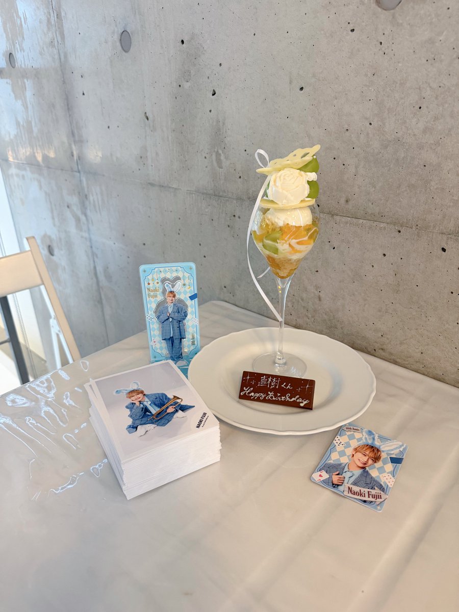 Naoki_number1's tweet photo. 直樹くん26歳のお誕生日おめでとう🎂💐
直樹くんにとって素敵な1年になりますように。これからも応援させてください！！！ずっとずっと大好きです😽➰💕

直樹くんが#️⃣☝🏻️

 #藤井直樹
 #藤井ちゃん
 #藤井直樹誕生祭

🌟 @fujiichan2000 🌟 https://t.co/JMTugEJYly