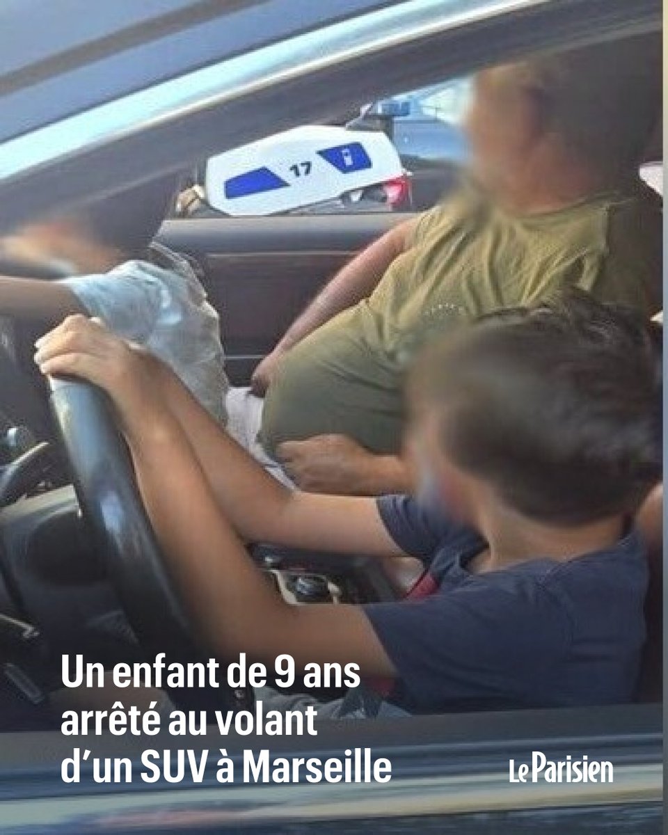 le_Parisien's tweet photo. 🔴 Ce vendredi 11 septembre, à Marseille, les policiers repèrent une Audi Q7 qui zigzague, frôlant les véhicules garés.

Au volant, un garçon de 9 ans, à la ceinture non attachée. Son père se trouve sur le siège passager avant avec un autre enfant sur les genoux.
➡️ https://t.co/t3L9ldsmhG
