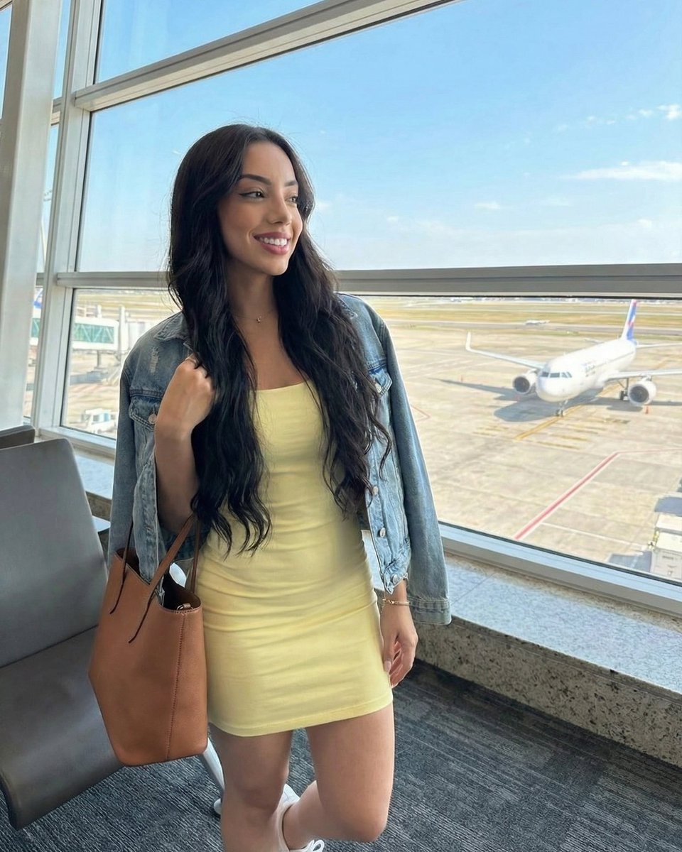FSUMac1's tweet photo. know being trans makes me different, but does it make me less lovable? 🏳️‍⚧️ Anyway, my way to  Chicago to visit my friends over there. Who I'm I visiting next? 🥰🥰 https://t.co/YcpdhFPDPn