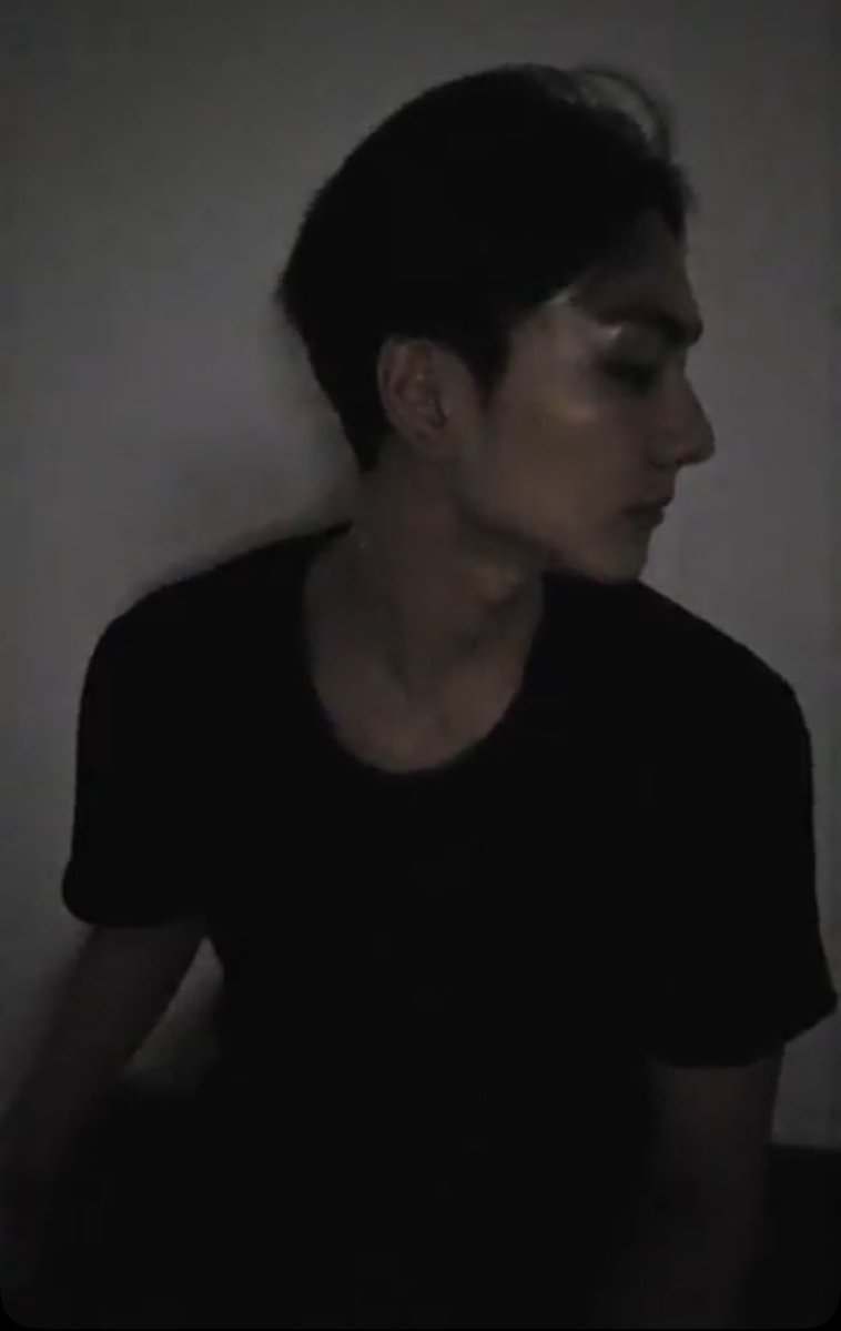 overcupid's tweet photo. JUNGWON EYEBROWS AND NOSE MEAL YES GOD https://t.co/lyxkFVumVp