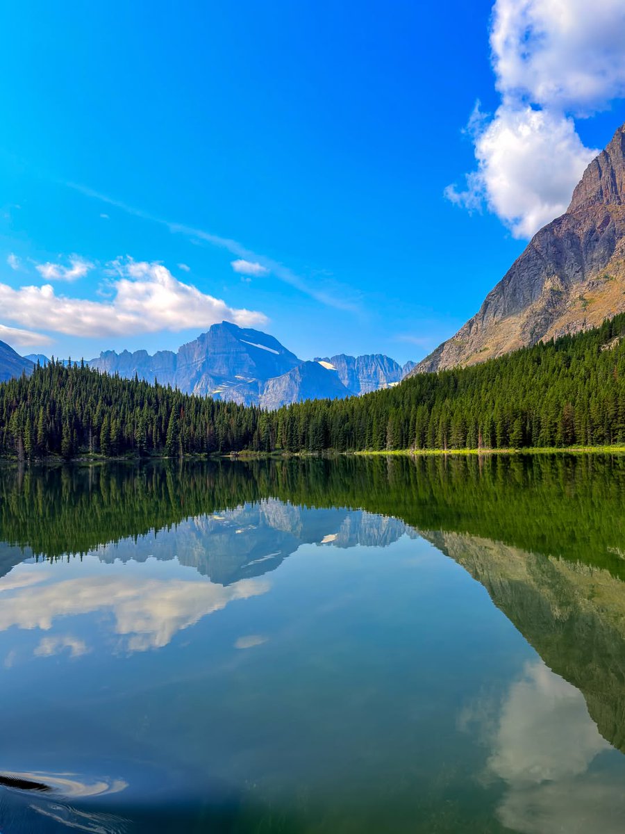 RustyOcano's tweet photo. Day 5: Swiftcurrent Lake. Lake Josephine. St. Mary → Many Glacier → Gardiner https://t.co/eSMXBgH6Z4