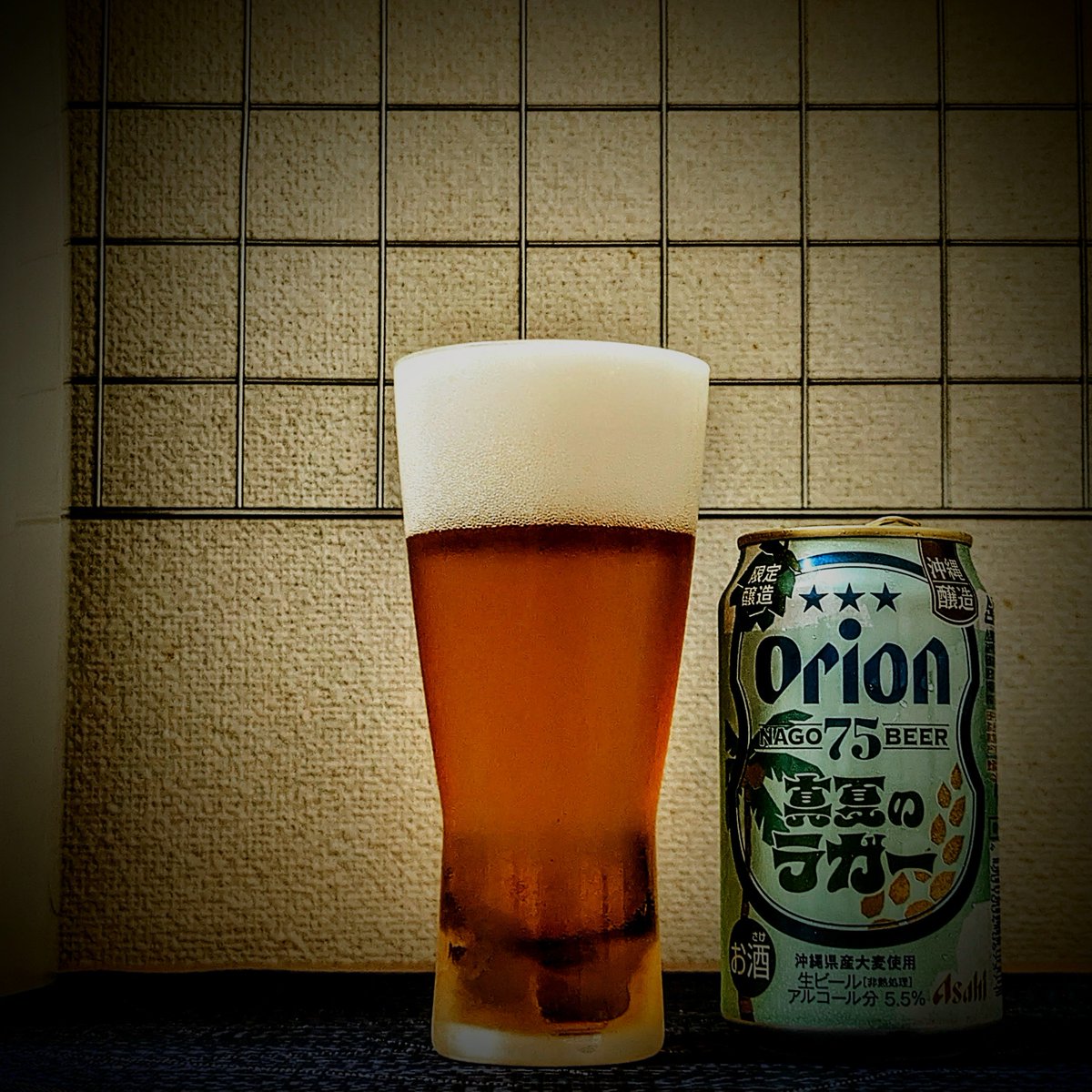 dieingmessage's tweet photo. オリオン 75BEER 真夏のラガー、一度注ぎで頂きます。
真夏じゃないのに真夏のラガーw
キンキンに冷やして美味い。
#OrionBeer #Orion75Beer #Orion75BeerMidSummerLager #DraftBeer #LagerBeer #Beer https://t.co/LMes41IGra