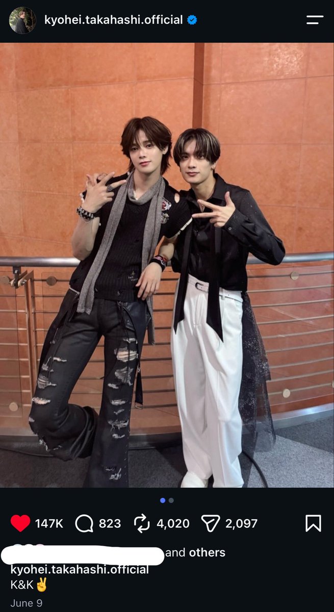 mintguriko's tweet photo. ไปย้อนดูไอจีเคียวเฮมา คือนางดูชอบพี่เคมากจริง 555555555555 จะเลเวลเดียวกับเร็นๆคุงของนางละมั้ย55555555555555555 ไม่แปกใจที่ไม่ยอมให้พิเคกลับบ้าน😂 https://t.co/23RivbHgF8