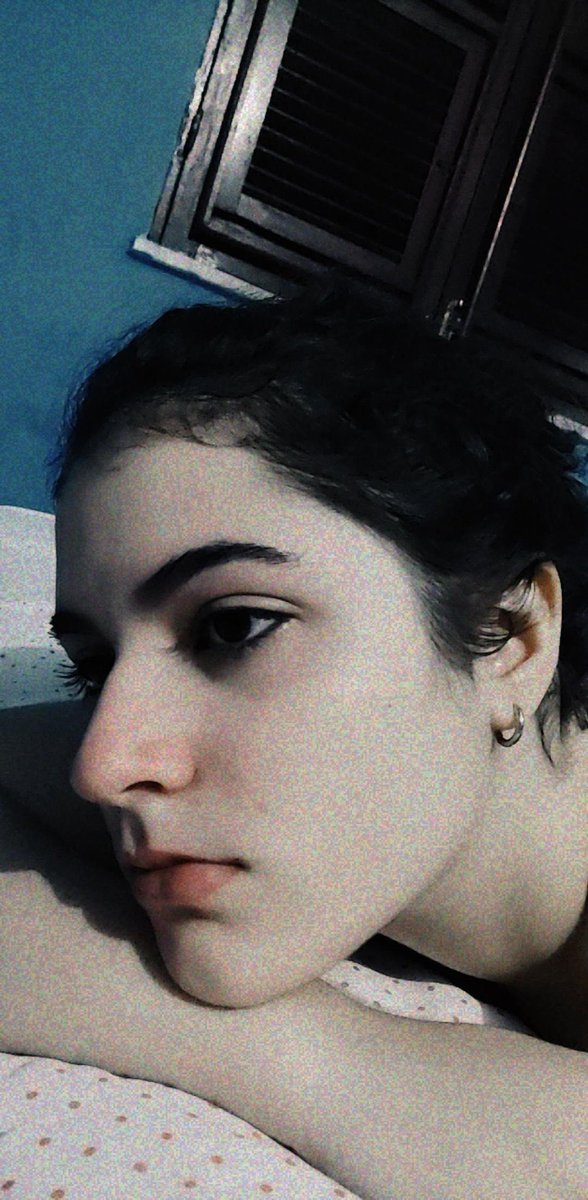 becauserebek's tweet photo. bora gi https://t.co/GhsmO7ovSa