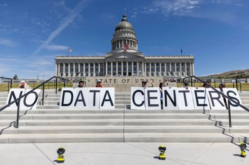 alexdodenhoff's tweet photo. A Utah mother protesting Stratos data center is concerned about four things: water, food, the planet, the environment

How does Stratos score? Given:

Water: Less than what it replaces
Food: Grazing can continue
Planet/Env: May add 55%+ CO₂ to Utah, while preserving wildlife https://t.co/kQ8cE6cDBR