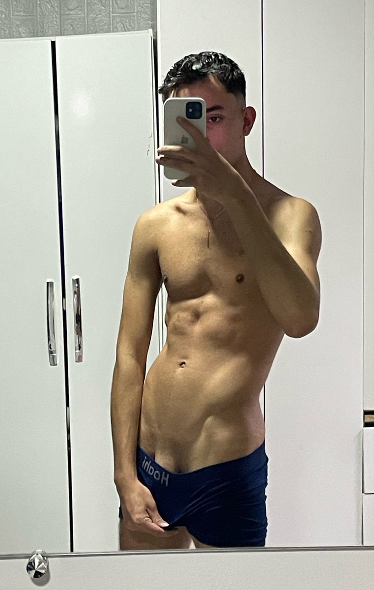 Lipexzzzzz's tweet photo. to lisinho novamente 

#brotheragem #brotheragemhetero #brotheragemsigilo #PINTOSAWARDS #PINTOAWARD https://t.co/2lyvmsmDns