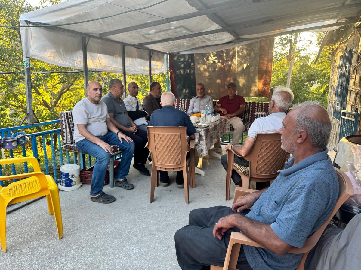 gokhangok44's tweet photo. Geçmiş Dönem MHP Malatya Pütürge İlçe Başkan yardımcımız  Cemal Çeper'e
Geçirmiş olduğu iş kazası  sebebiyle Şalyan köyündeki hanesinde geçmiş olsun ziyaretinde bulunduk.

Rabbimden kendisine acil şifalar diliyor, en kısa sürede sağlığına kavuşmasını temenni ediyorum.

#perşembe https://t.co/N1YTmRw6mS