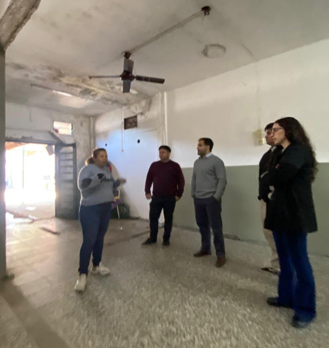 ASocialPrimaria's tweet photo. #Hoy estuvimos en la Sociedad de Fomento Sargento Barrufaldi,junto a la @subsecgobierno, reunidos con parte de la Comisión Directiva para conversar sobre distintas situaciones del barrio y proyectar juntos el trabajo del próximo año.

@jaimemendezh 
@yesicagrillo https://t.co/1DzOw9Dr1X