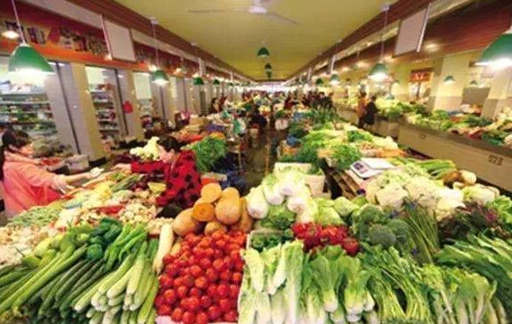 graesur's tweet photo. Score fresh organic veggies u0026 cage-free eggs at our local farmers' market this Saturday—perfect for your weekend meal prep! https://t.co/myGjyis84p