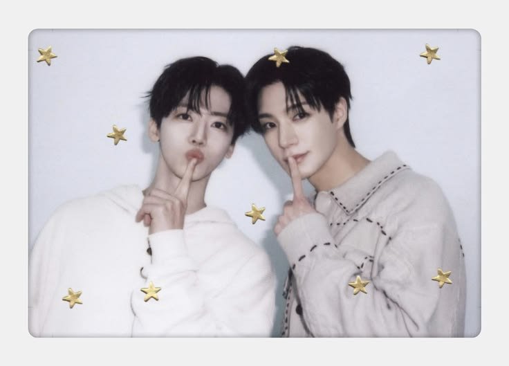 taeyloml's tweet photo. a nomin random tweets au — Jevan (ssamoyed) &amp; Jemesse (jemi) 

kumpulan few tweets au about ssamoyed &amp; jemi 🤍

notes:
• all au(s) might have plot yang berbeda
• totally random https://t.co/QCSlA3YVKh