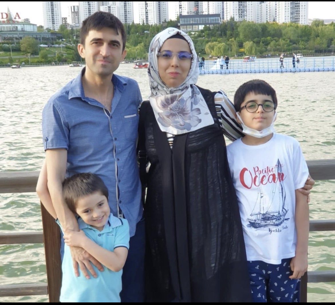 DerinlerinBaran's tweet photo. Allah'ım!

Vefayı, cefayı, sevdayı ama en çokta Seni bilen kullarını çıkar karşımıza. 

Ne istediğini bilmeyen kullarının elinde oyuncak etme bizleri...

#KHKlılardanAdaletÇağrısı https://t.co/S9hZZ7IqTw