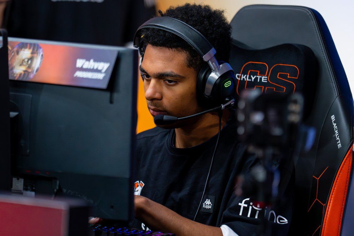 RLEsports's tweet photo. 🔒 TOP SIX LOCKED IN 

@virtuspro https://t.co/WsOWVIJn9Z