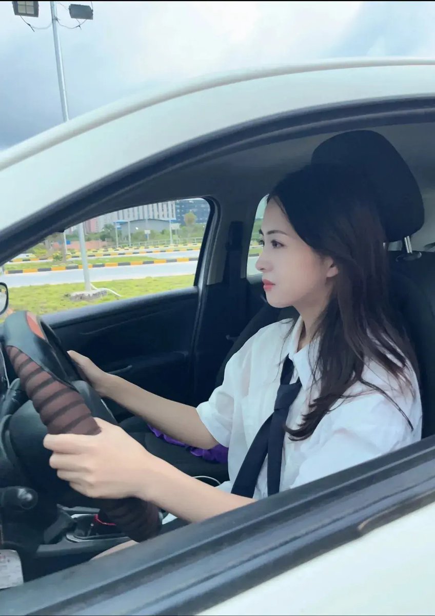 RickySmolichn0's tweet photo. Finally passed my driving test today after 3 failed tries! Never thought I’d nail parallel parking like a pro, worth every late-night practice. https://t.co/EL1I4DIuXR