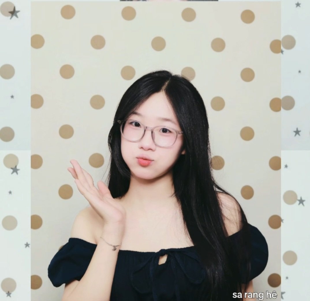 Maquycjdk's tweet photo. Bé iu https://t.co/l6AFUKEkRH