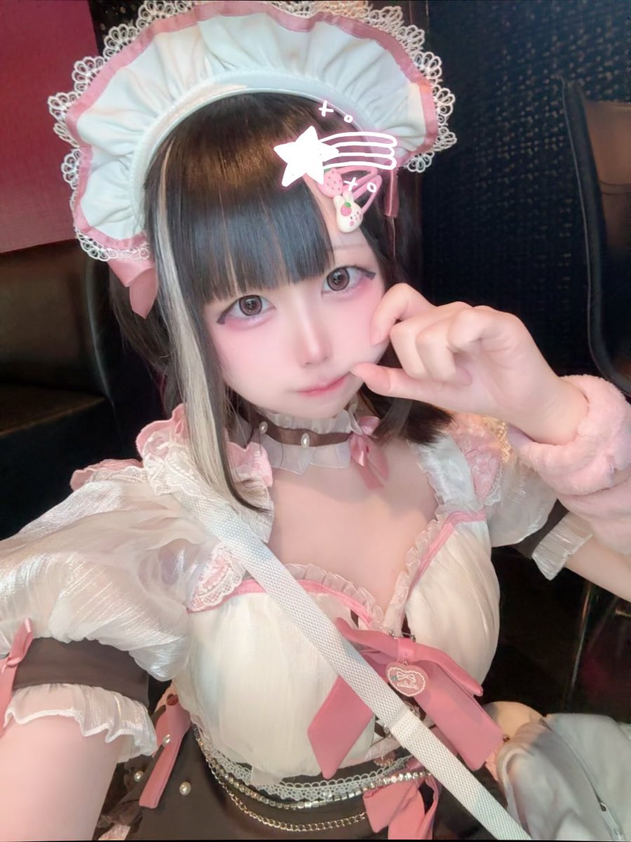 cmade_paru's tweet photo. おきゅいんしてました ㅠ  ̫ㅠ🎶
おつきみ遠隔企画してます .ᐟ

おつきみだんご って食べたことある❔
ぱるさんはないです たべたい

#コンカフェ https://t.co/ckopu7U6TB