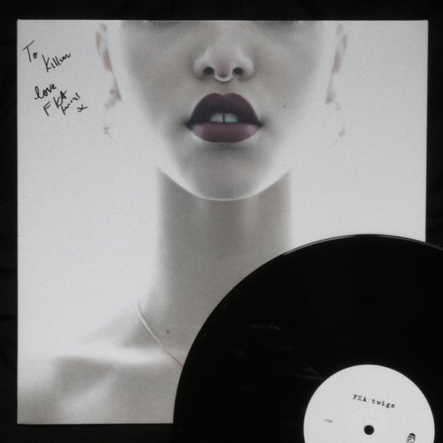 FKAY0NCE's tweet photo. happy 13th birthday to my favorite FKA twigs EP of all time!! https://t.co/t2jnvQe0Lk