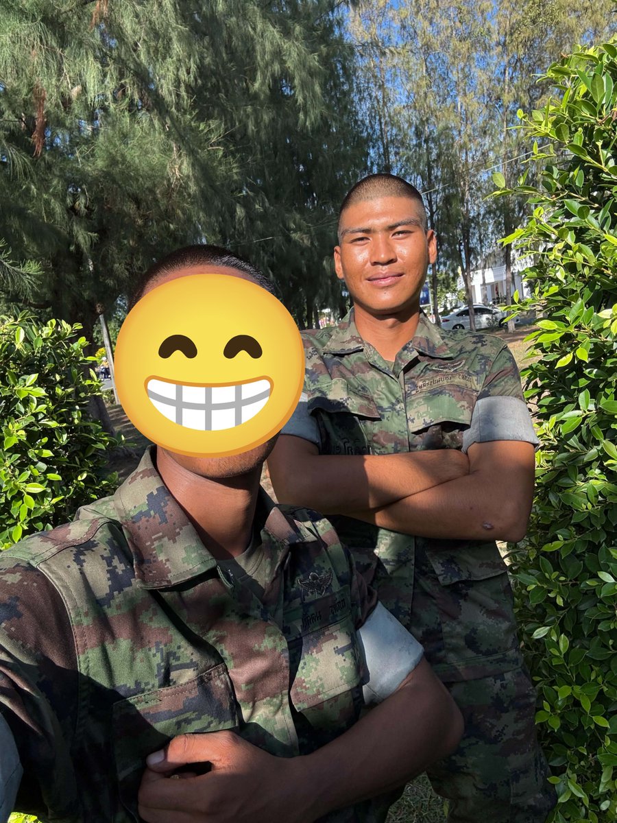 Weerapat31's tweet photo. โล้นลายพรางได้มั้ยครับ😂
#บางพลี #สมุทรปราการ #กรุงเทพ
#FWDกทม #ชายเดี่ยว #เหงาจัง https://t.co/4ZX3pLsBuc
