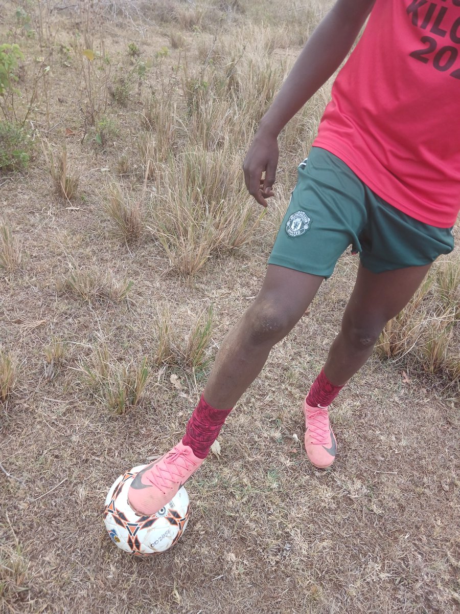 Medukenya21's tweet photo. My mum should be grateful she raised a sport addict not a drug addict https://t.co/82GF6zleNk
