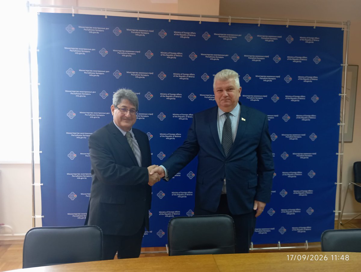EmbajadaCubaBel's tweet photo. Sostuvimos entrevista con Vladimir Anatolievuch, subdirector de asuntos multilaterales de la Cancilleria de #Belarús. Reafirmamos la excelente cooperación existente en los foros multilaterales entre nuestros países https://t.co/w0RjctGxA9