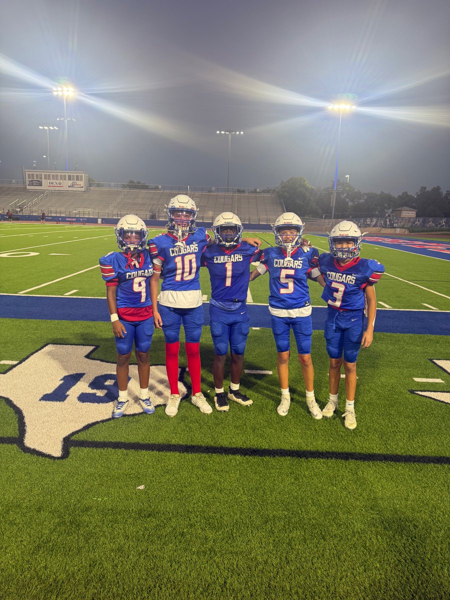 MarcelloM_2032's tweet photo. Awesome team win 48-0.

O-line was awesome, WRs and backs made plays, and the defense was dominant again.

3-6, 135 yds, 2 TD | 1-20 rush TD

Grateful for my teammates and coaches. Looking forward to the next one.

@Westlake_Nation  @QBHitList  @txqb  @Elite11  @CSAPrepStar  @Prep2Play  @AaronTavitas @JavanteTaylorJr 

#ClassOf2032 #Grateful #westlakefootball