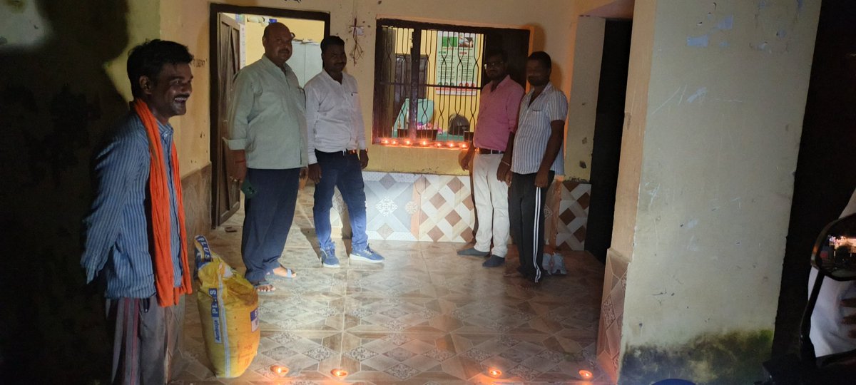 SANDY56131's tweet photo. सेवा संकल्प 2026
ग्राम सचिवालय sekhui 

#आशीर्वाद_का_दिया
@narendramodi 
@CdoKushinagar 
@dm_kushinagar 
@myogiadityanath https://t.co/TRL8nIOq4w
