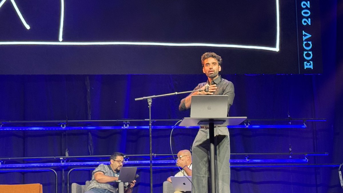 gaur_manu's tweet photo. Had a great time at ECCV last week. Gave my first talk. Met amazing people. Enjoyed good food and wine by the sea. Until next time, Sweden! https://t.co/OmZ0fXv3ep
